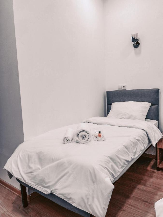 Apple Cozy Hotel Тбилиси Екстериор снимка