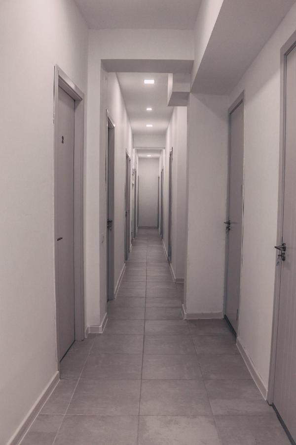 Apple Cozy Hotel Тбилиси Екстериор снимка